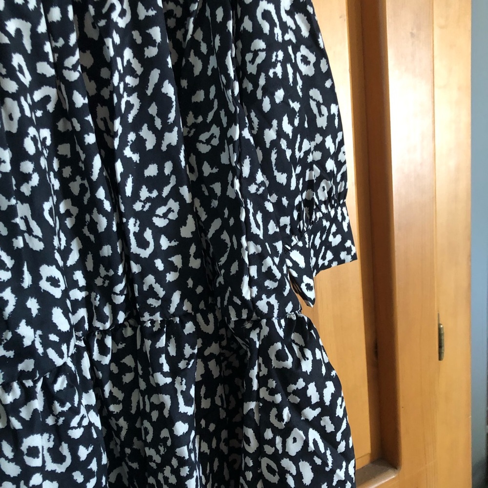Black and white ruffle dress - Picture 3 of 6